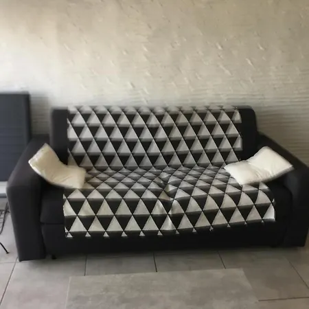 Eden Roc كانيه